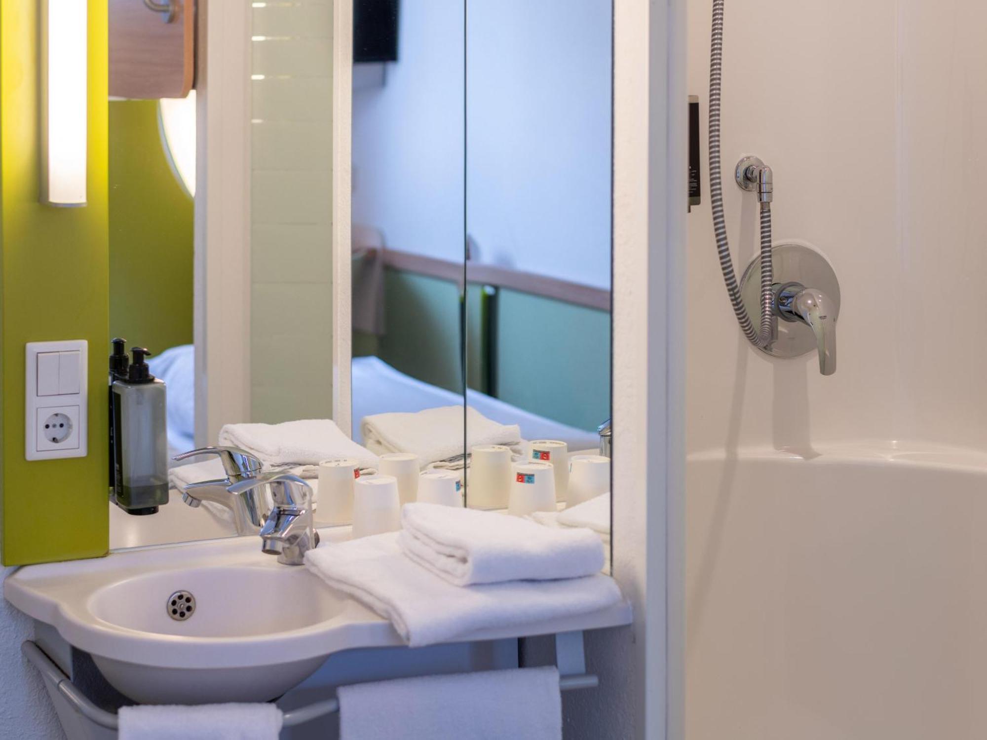 B&B Hotel Aachen-Nord Dış mekan fotoğraf